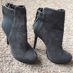 Worn once grey Rue21 booties size 10